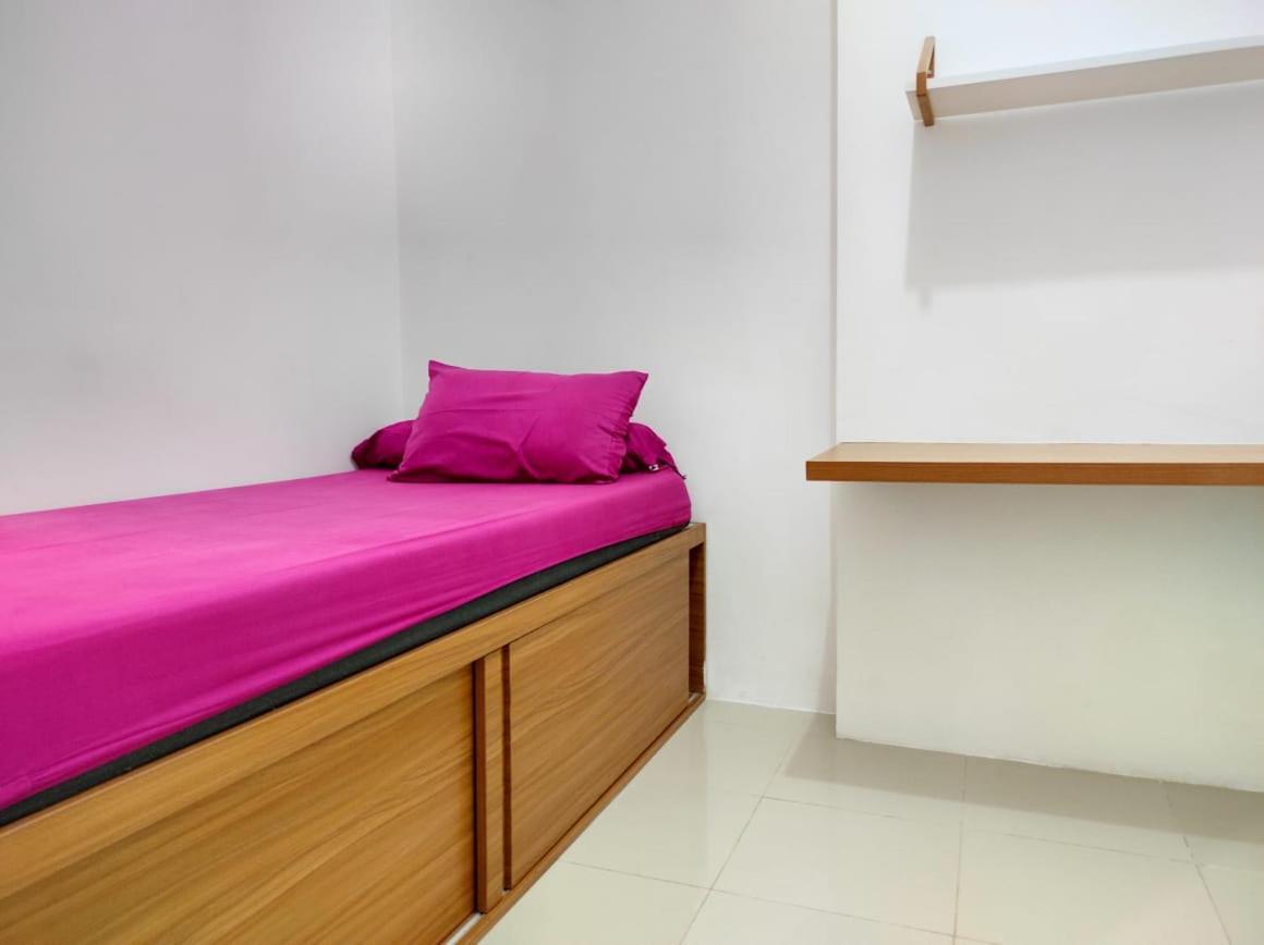 Apartemen Bassura City By Globy Property Jakarta Exterior photo